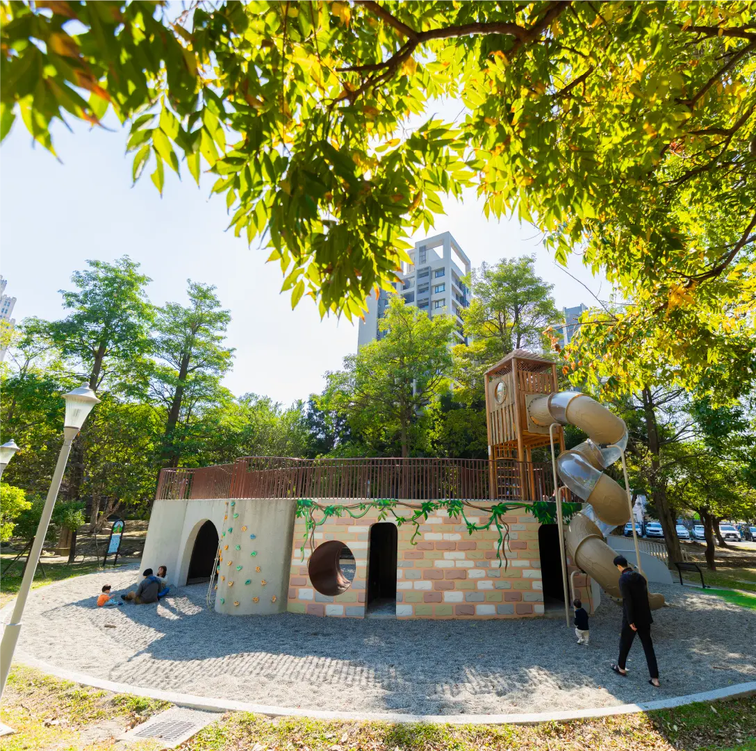 魔王城堡公園兒童遊具